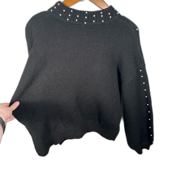 Sincerely Jules Pearl Studded Balloon Sleeve Black Pullover Sweater Size Medium - Picture 12 of 13